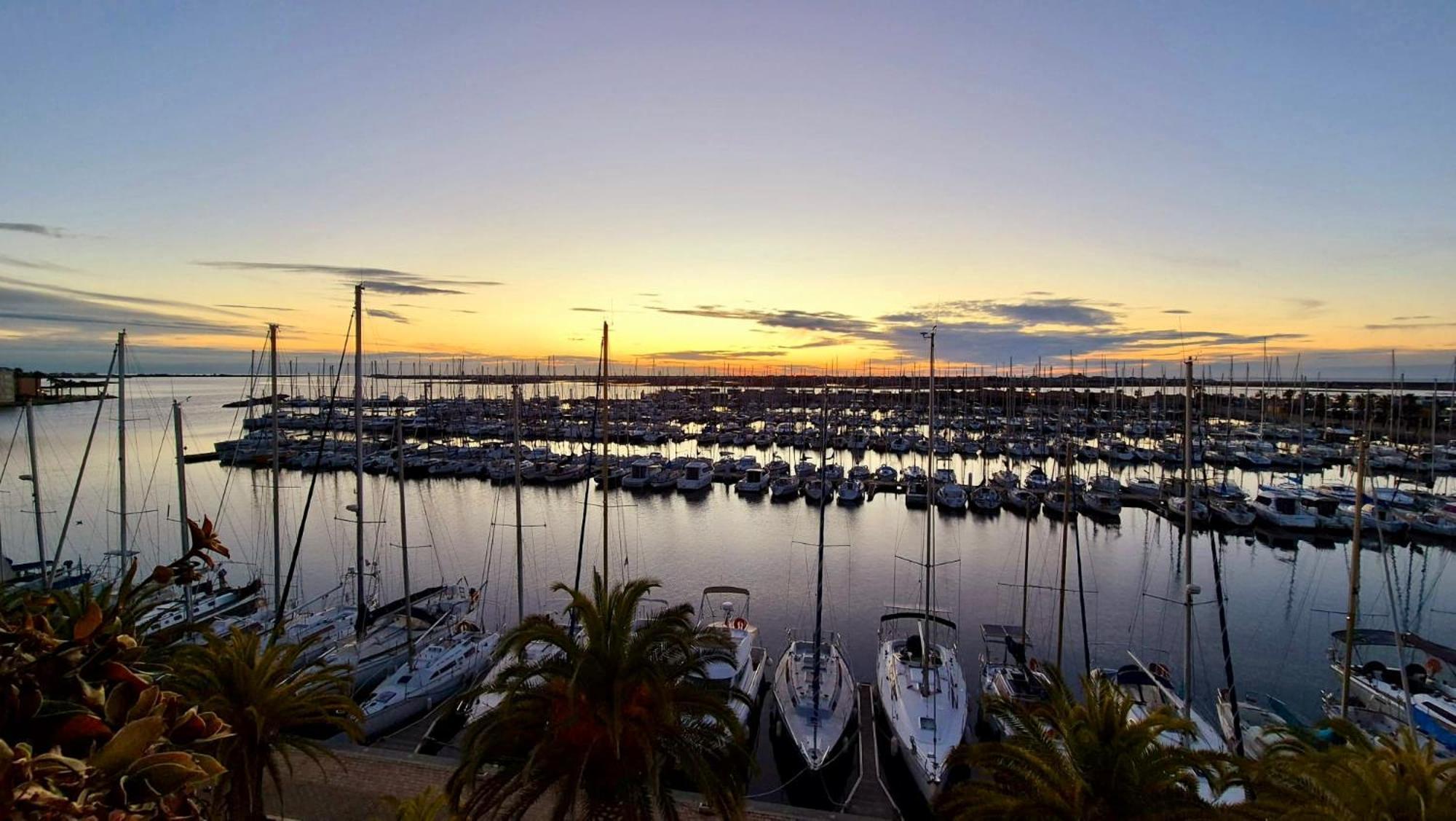 - L'Horizon Bleu - Cocon Romantique Avec Vue Mer Panoramique Gruissan Exterior foto